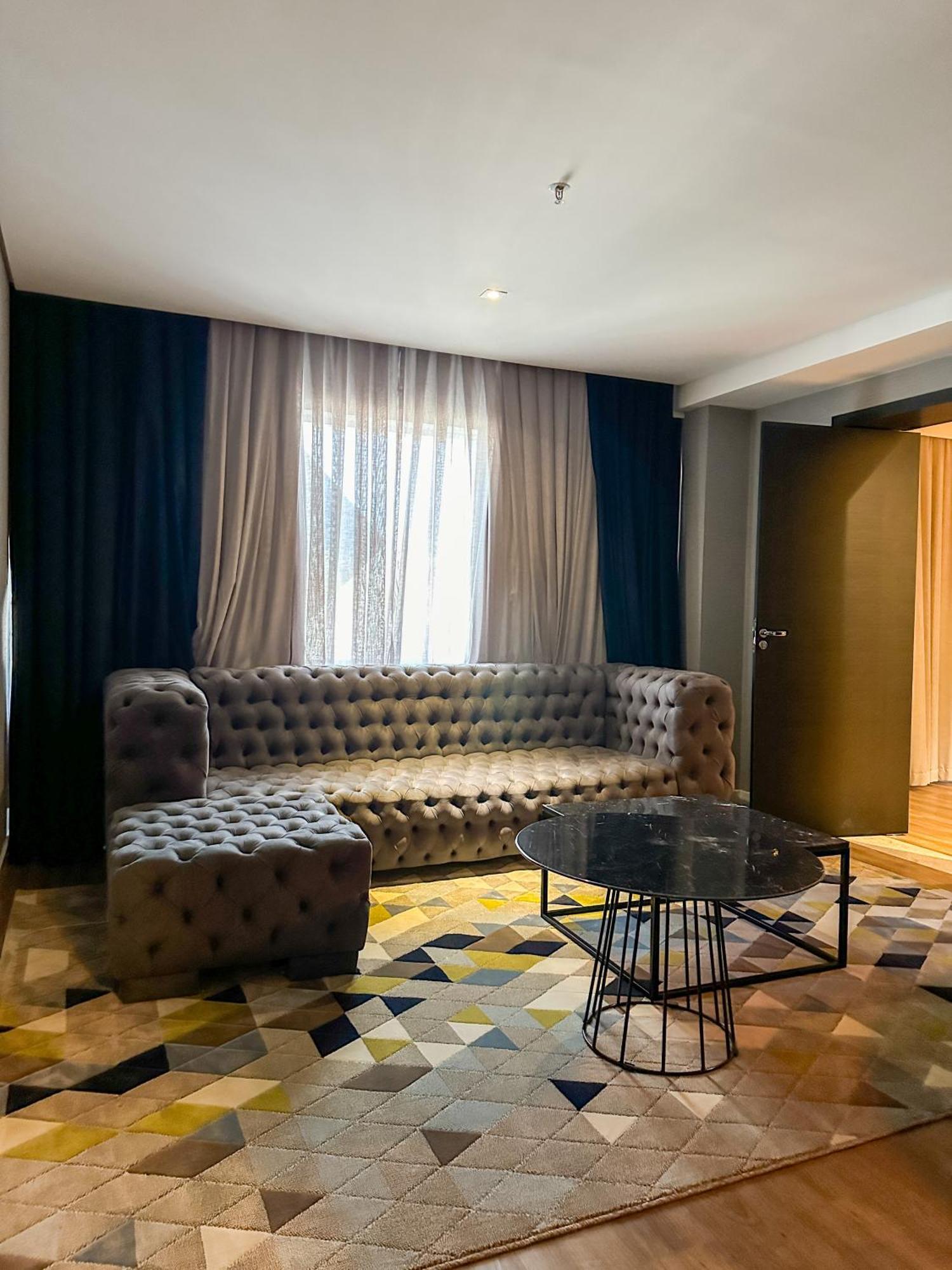 Qs Marista Hotel By Atlas ゴイアニア エクステリア 写真