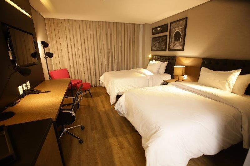 Qs Marista Hotel By Atlas ゴイアニア エクステリア 写真